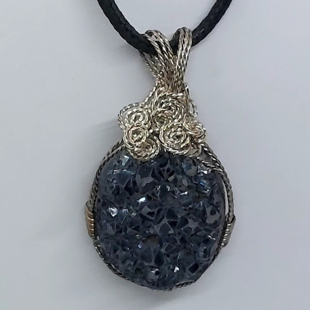 Druzy filigree pendant necklace